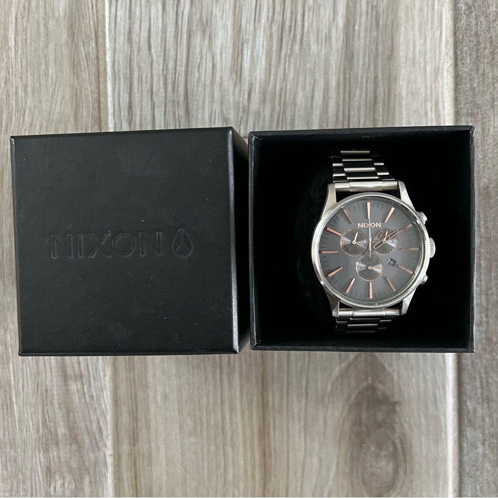 Nixon Sentry Chrono Watch in Charcoal and Rose Gold